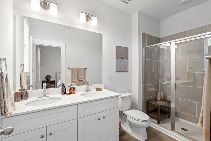 double vanity bathroom